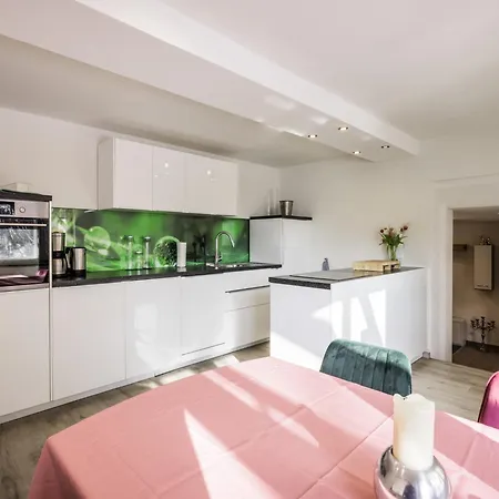 In Hoetting Near Nordkette インスブルック